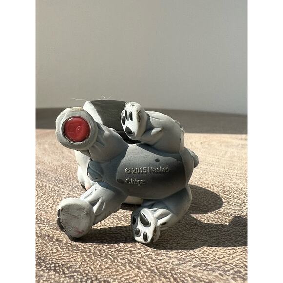 Littlest Pet Shop LPS Husky Dog #210 Charcoal Gray White Blue Eyes 2005 - Picture 3 of 3